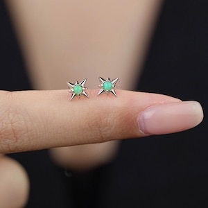 Tiny Opal Starburst-oorknopjes, sterlingzilveren steroorbellen