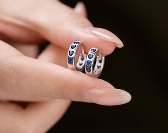Créoles minimalistes en forme de coeur en argent sterling