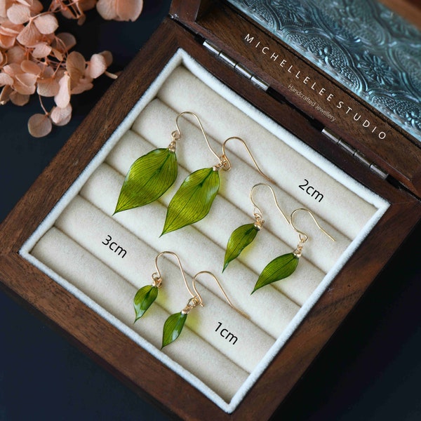 Dainty Real Tree Leaf in Resin Drop Hook Earrings, Dried Leaf earrings,Botanical Jewellery