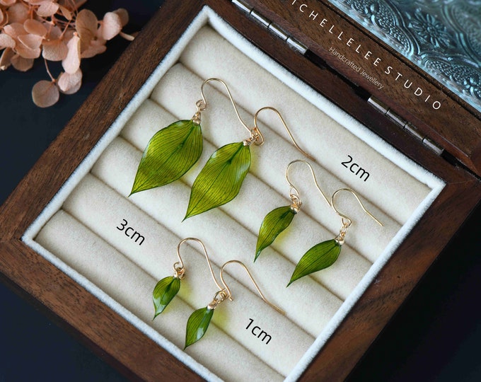 Dainty Real Tree Leaf in Resin Drop Hook Earrings, Dried Leaf Earrings,Botanical Jewellery