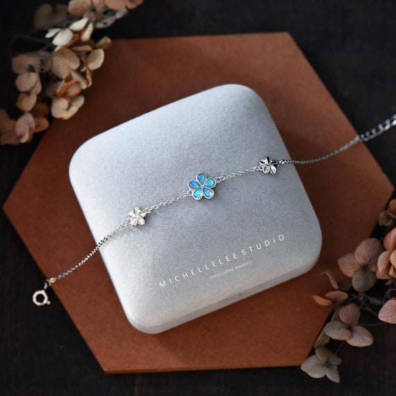 Spectacular Native American Navajo Synthetic Opals Sterling Silver Butterfly Necklace Spectacular Native American Navajo Synthetic Opals Sterling Silver Butterfly Necklace