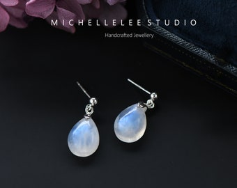 Natuurlijke Blue Moon Stone Teardrop Stud Oorbellen in Sterling Zilver, bungelende druppel edelsteen oorbellen