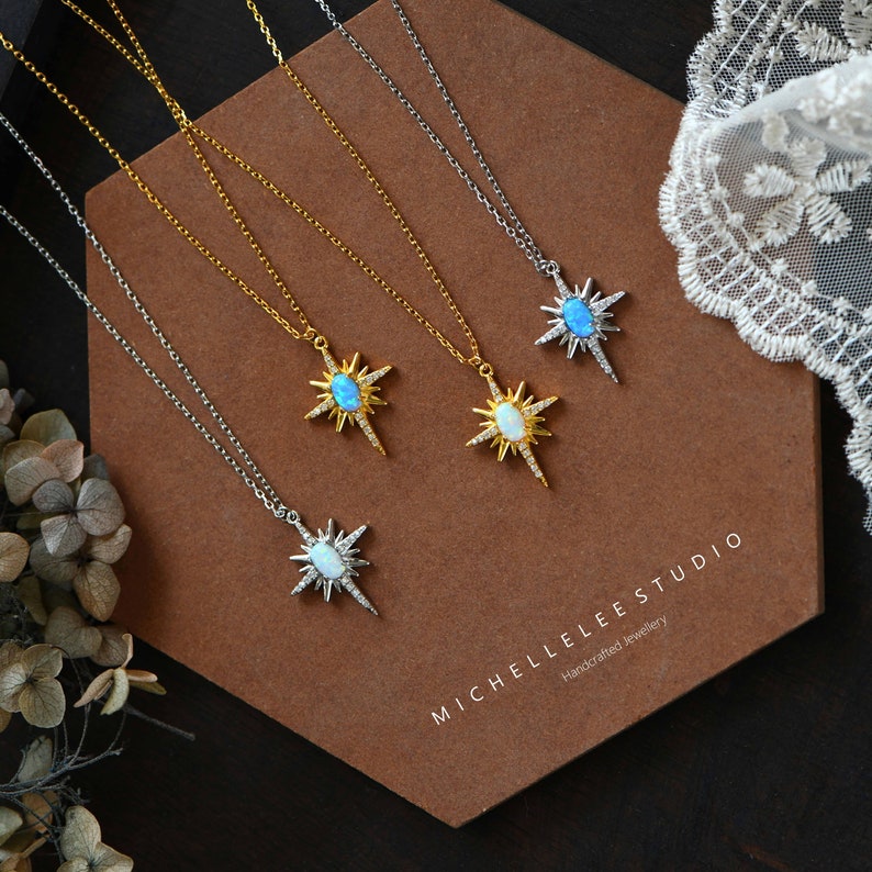 Fire Opal Starburst ketting in sterling zilver, witte en blauwe opaal ster hanger ketting, Crystal Star ketting, geboortesteen afbeelding 1