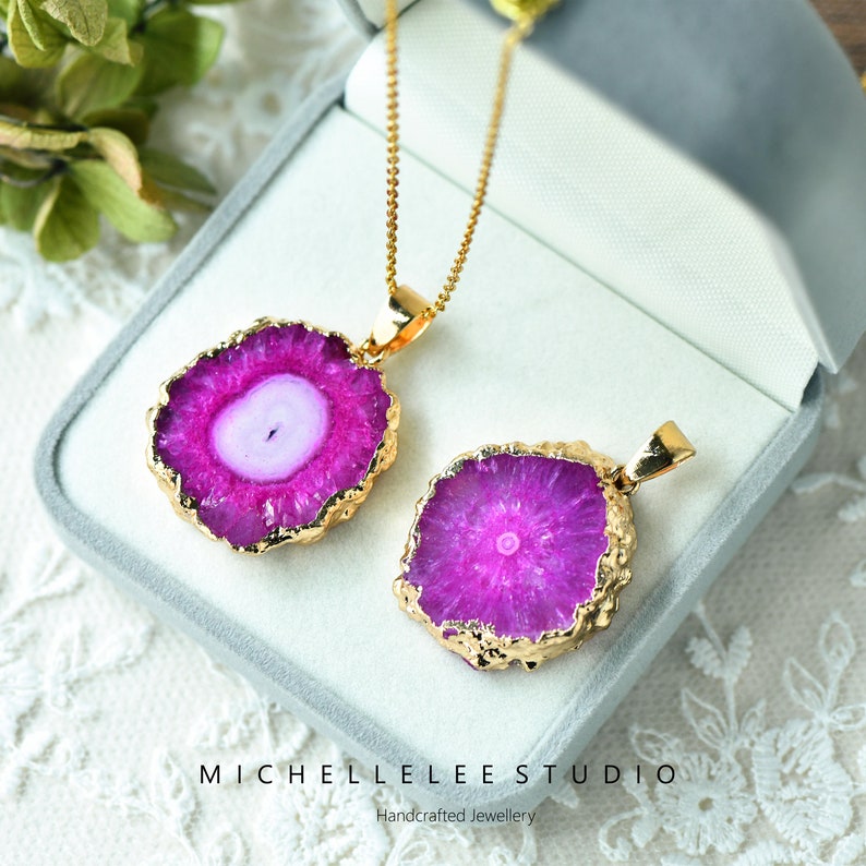 Pendentif en Agate dendritique - Amandine Forestier Minéraux