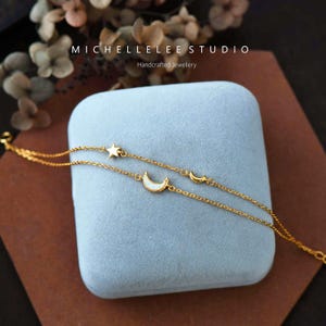 Fotlänk med månstjärnaopal, fotlänk i sterlingsilver med himmelskt utseende, fotlänk med vitt opal, elegant bohemiskt smycke, present till henne Gold Anklet