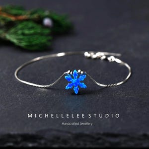 Weiße und blaue Opal Schneeflocke 925 Sterling Silber Armband, Opal Armband