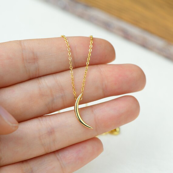 Simple moon shop necklace