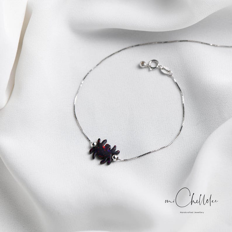 Halloween spindelopalarmband, eldopal tarantelarmband, vitt och svart opalarmband med kedja i sterlingsilver, opalsmycken bild 7