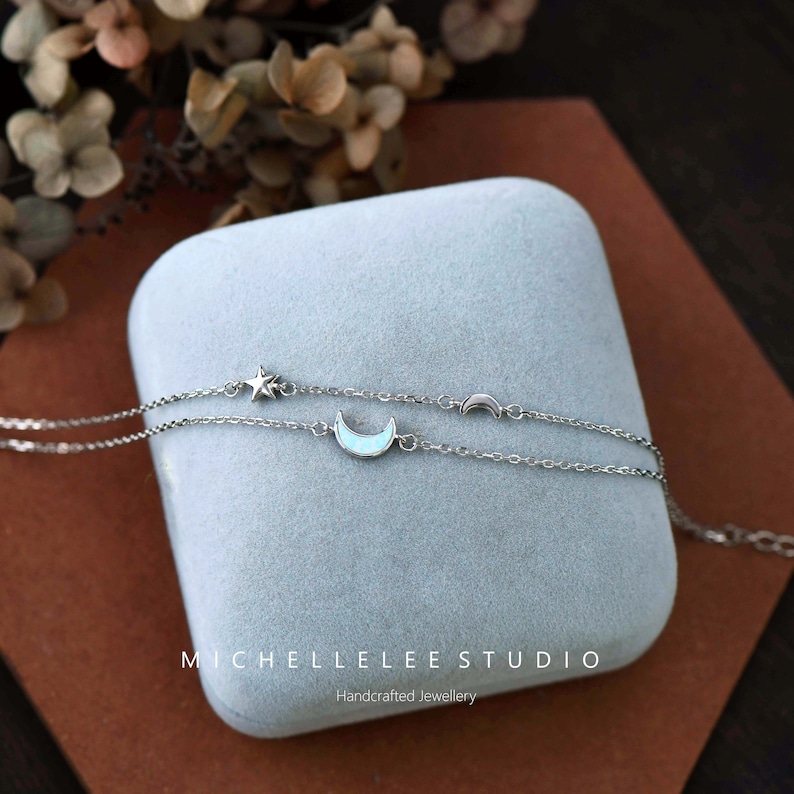 Fotlänk med månstjärnaopal, fotlänk i sterlingsilver med himmelskt utseende, fotlänk med vitt opal, elegant bohemiskt smycke, present till henne Silver Anklet