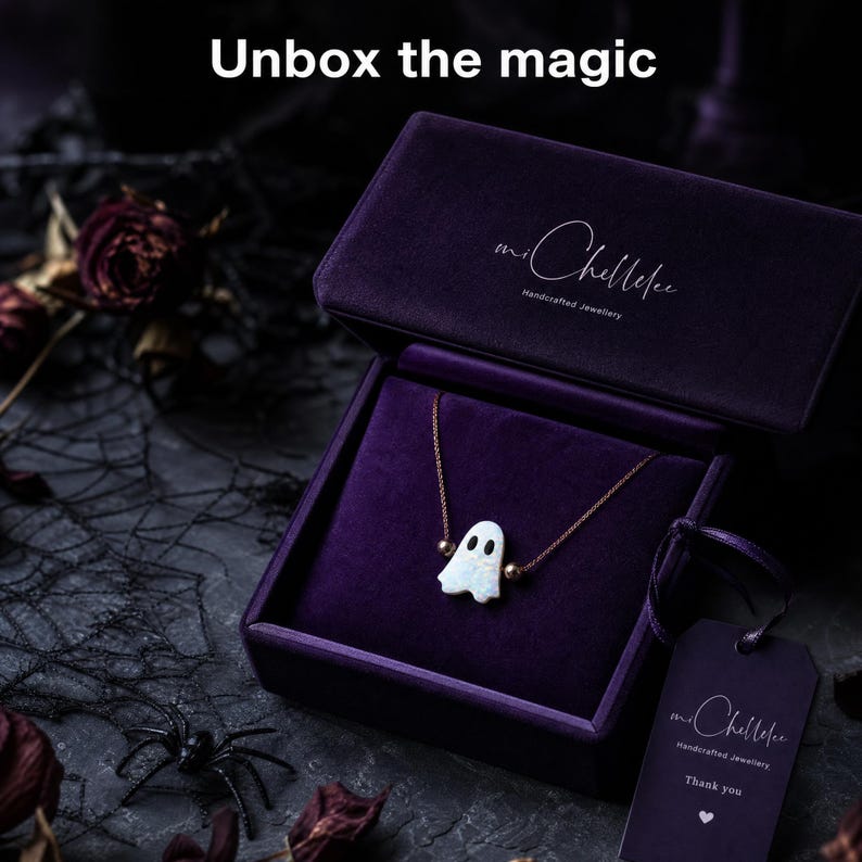 Bracciale fantasma in opale bianco con catena in argento sterling, bracciale di Halloween immagine 3