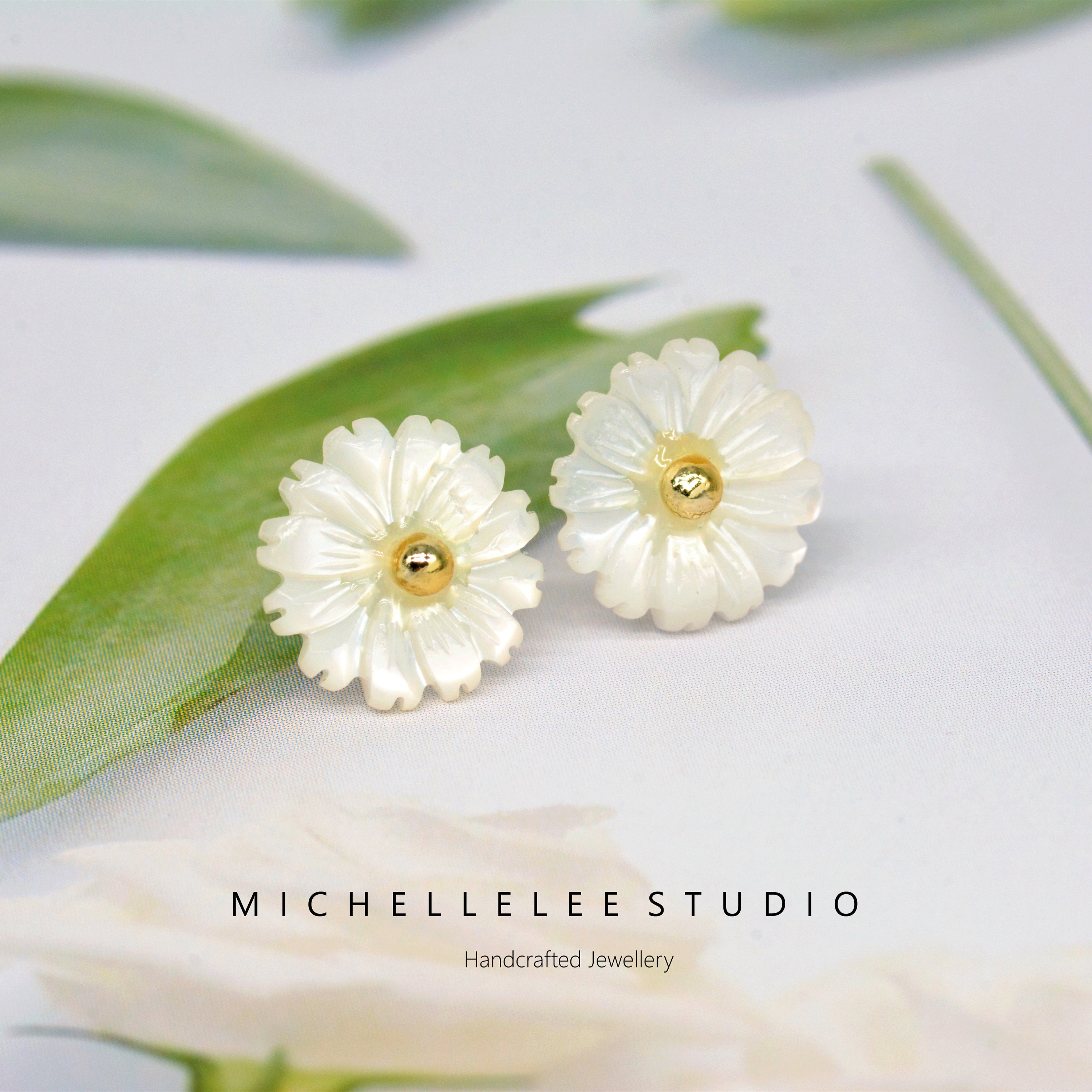 Hand Carved White Mother of Pearl Daisy Flower Stud Earrings Etsy