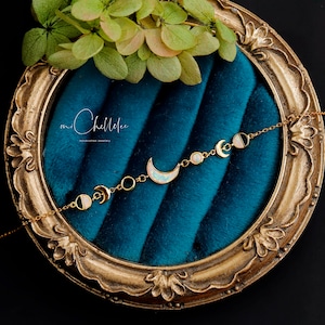 Bracelet phases de lune opale blanche, bracelet en argent sterling croissant de lune opale de feu, cadeau pour elle, pierres de naissance d'octobre image 2