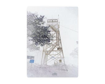 Placa de metal com arte de torre de observação de incêndio | Decoração de parede vintage com paisagem de floresta