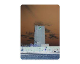 Placa de metal artística da Purina Tower, Flagstaff | Decoração de parede com arquitetura urbana