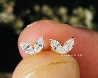 14K Solid Gold Leaf Stud Diamond Piercing, Tiny Leaf Piercing for Ear Lobe, Tragus, Helix and Conch, Leaf Piercing with Natural Diamonds