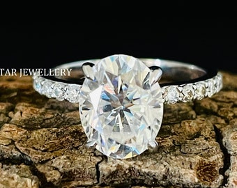 Oval Cut Moissanite Engagement Ring with Studded Shank