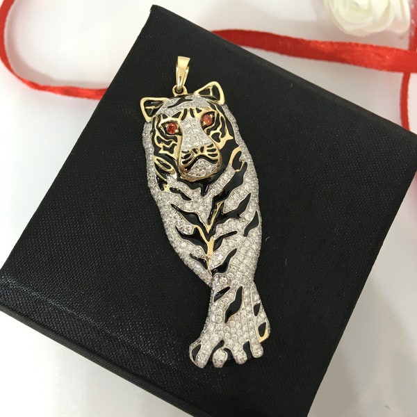 14K Gold Diamond Tiger Pendant: Lab Grown & Natural Diamond Animal Charm
