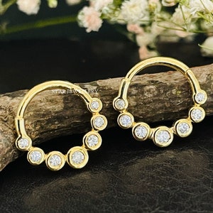 14K Solid Gold Bezel Set Diamond Daith Clicker, Natural Bezel Set Diamond Septum Piercing for her, Unique Septum Nose Ring, Helix Piercing