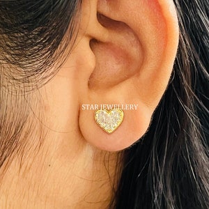 Baguette Diamond Solid Gold Heart Stud Piercing for Tragus, Lobe, Conch, 14K Gold Natural Baguette Diamond Heart Piercing, Heart Piercing