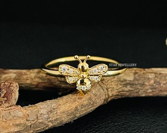 Solid Gold Natural Diamond Dainty BEE Ring, 14K Gold Minimalist BEE Ring for her, BEE Lover Diamond Ring, Graduation Gift Ring for her