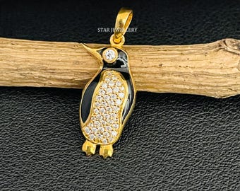 Collana Con Ciondolo Pinguino In Madreperla Intarsiata A Mano – Placcato Rodio Non Ossidante – Catena 45,7 Cm