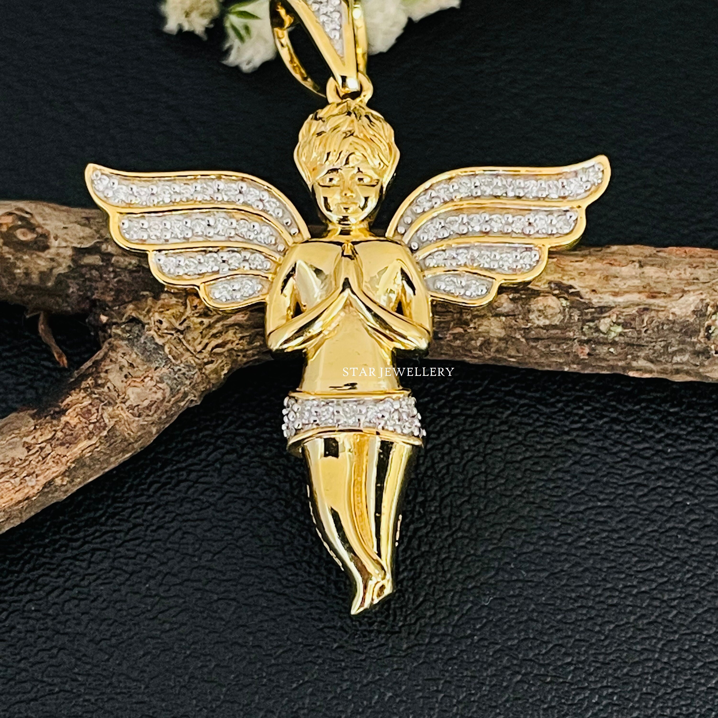 Pendentif Breloque Homme Or Jaune 10K Ange Priant Avec Diamant 0.88 Ct - Neuf