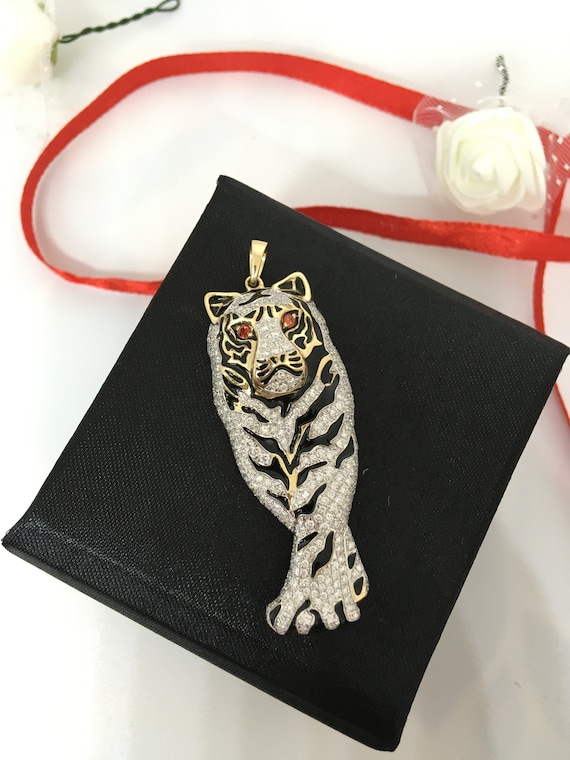 Diamond discount tiger pendant