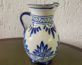 Spanish vintage wine can approx 16 cm / 6.5 inch blue white - handmade. Hand painted .