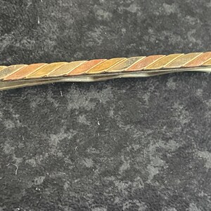 14krt gouden tie bar dasspeld voor stropdas uit 1988 In perfecte conditie Weinig gedragen Zie foto's  gemerkt 585 geel goud en wat rood goud