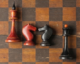 Vintage 1952 Soviet Chess Set Zvezda Star | Red Latvian Mordovian Tournament Wood USSR Queens Gambit