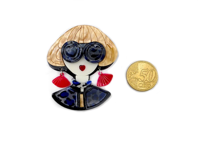 cool statement brooch fashion icon design 'NEW YORK CITY' image 3