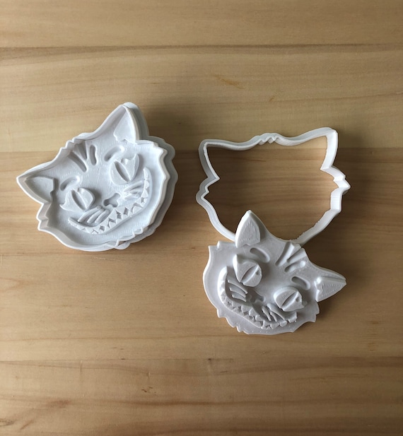 Cheshire Cat Cookie Cutter & Stamp: 3D Printed Alice in Wonderland Party