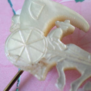 Vintage carved  mother of pearl horse and cart stick pin - measures 2.3/8" in length - top measures approx 1" by 1/2"