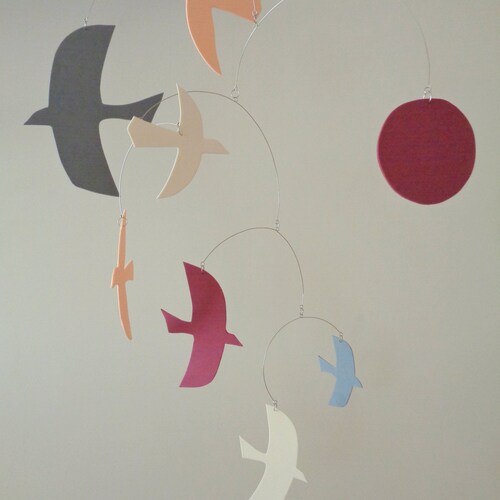 Op Matisse geïnspireerde Foam Bird-mobiel: kinetisch hangend kunstdecor