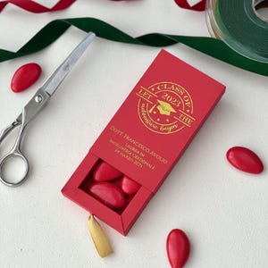 Caja de graduación personalizada • Roja con letras doradas • Elegante recuerdo • Portaconfeti 5/7 • Hecho en Italia