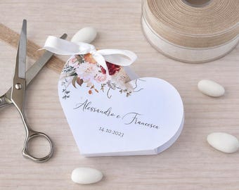 Caixinha em formato de coração para casamento – Design floral boho de 5x5 cm | Perfeita para 5 amêndoas confeitadas | Personalizada com nomes e data - Lembrancinha de casamento