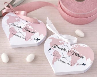 Caixa em formato de coração com mapa-múndi – Lembrancinha de viagem personalizada, perfeita para casamentos, aniversários e casamentos com tema de viagem.