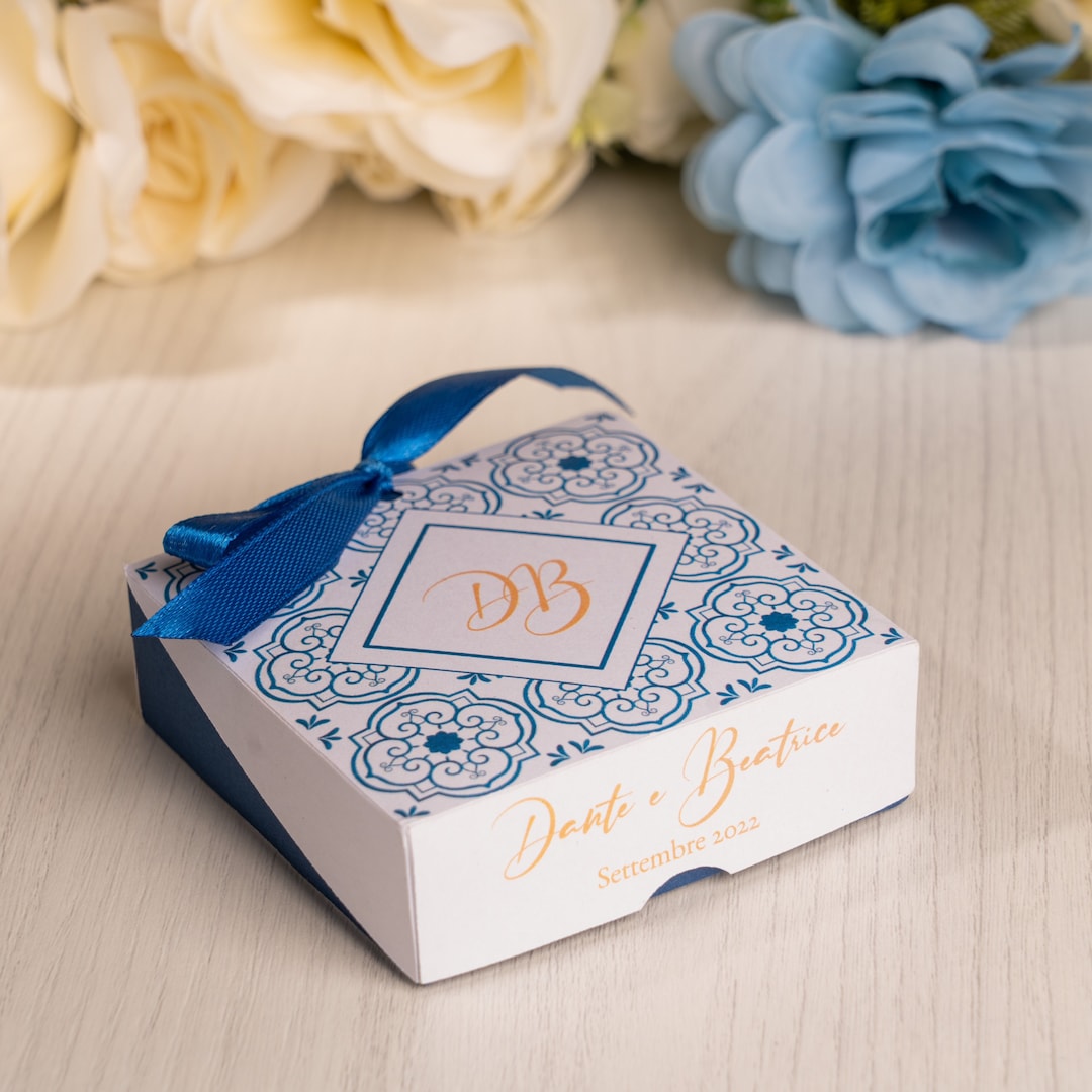 Custom Confetti Box With Names, Dates and Flowers Etsy