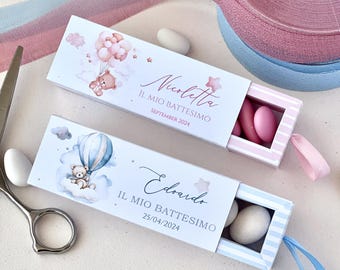 Caja de bautizo con cajón para niñas o niños - Diseño de osito de peluche, globos o globo aerostático | Rayas rosas o azules | Recuerdo personalizado