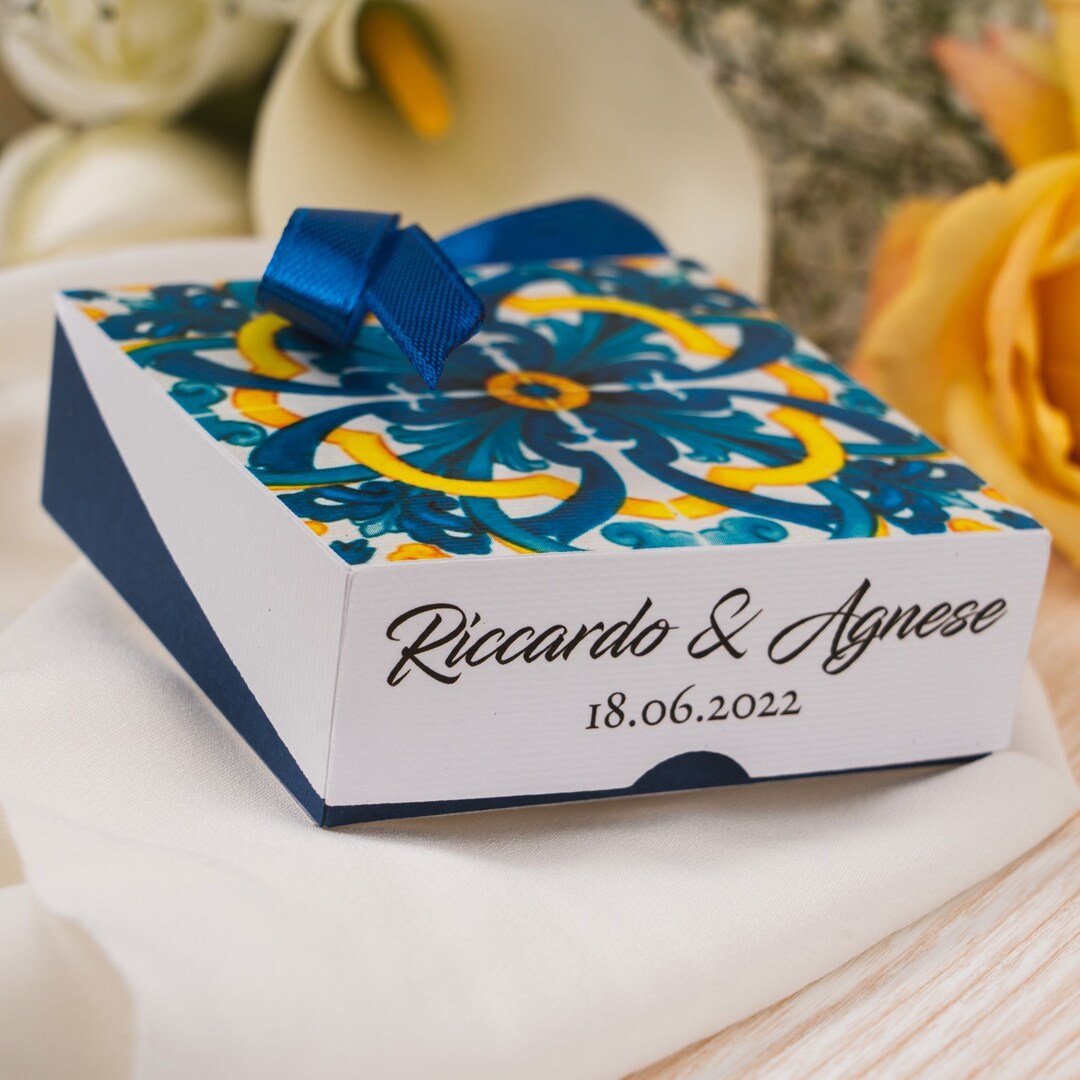 Custom Confetti Box With Names, Dates and Flowers Etsy