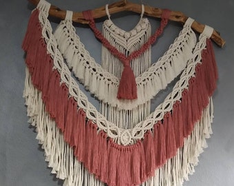 Large macrame wall hanging, white and coral macrame wall art, modern macrame, nature lover decoration, mediterranean eco-friendly decoration