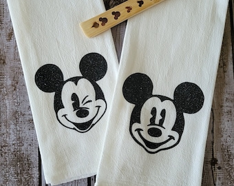 Tea towels-kitchen towels-dish towels-hand towels-Mickey-Mickey mouse-Disney inspired-gift-present-Disney towel-
