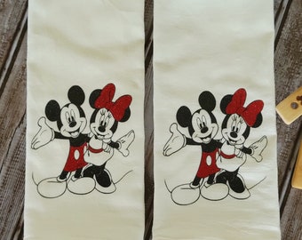 Tea towels-dish towels-kitchen towels-kitchen decor-Mickey Mouse-Minnie Mouse-Mickey-Minnie-Disney-hand towels-gift-present-house warming
