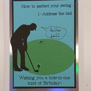 Handgemaakte verjaardagskaart met golfthema. Ik wens je een hole-in-one-verjaardag.