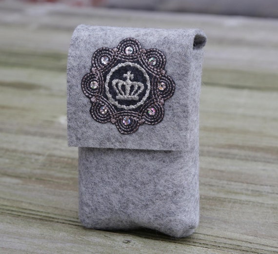 big cigarette case Zigbaxx Cigarette Case Felt ROYAL Cigarette Case for 20 Cigarettes / Big Box  XL, Merino Wool Felt / Grey Black Pink Beige Brown Red