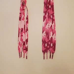 Cadarços planos camuflados rosa - Cadarços de tênis camuflados de 36 e 45 polegadas