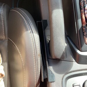 2013-2014 Focus ST3 Phone Holder