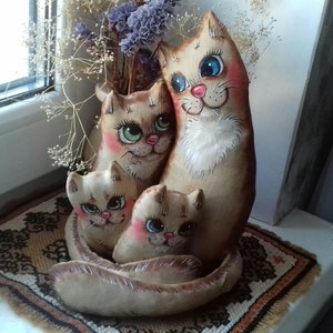 Cats couple,Coffee toy,Cat family, Cats in love, Engagement gift, Valentine&#39;s gift, Cat figures, Flavored toy