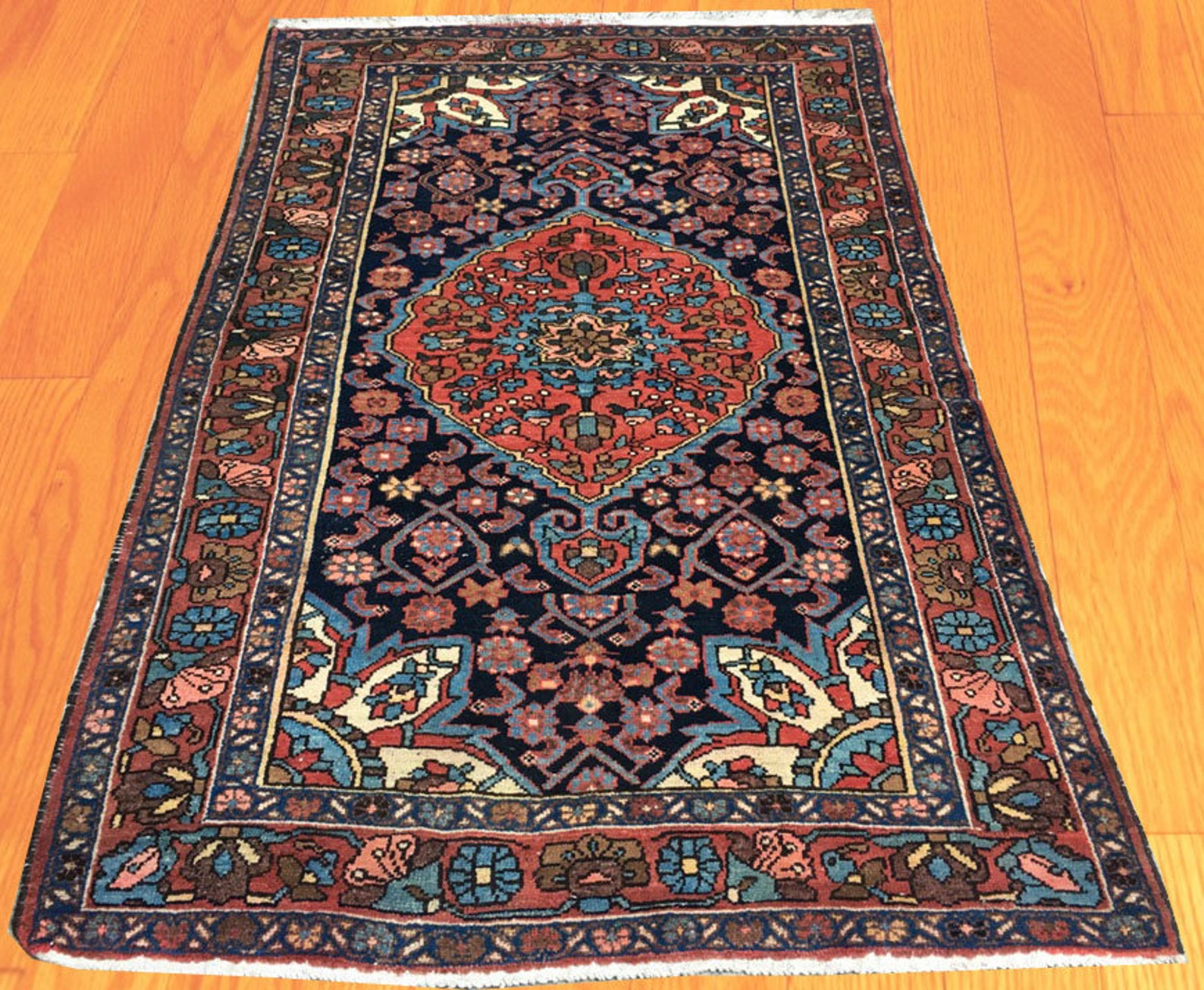 4x7 100 Years Old Antique Rug Heriz Rug Stunning Rug Boho Etsy