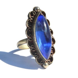 Vintage Mexican Blue Glass Statement Ring, Size 8, Alpaca Silver, Long Marquise Navette Shape, Estate Jewelry
